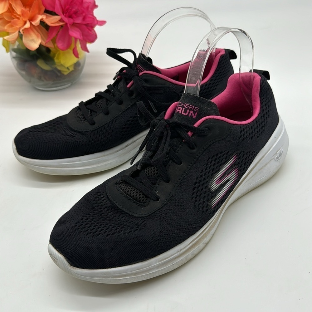 Skechers Go Run Black Pink Lightweight Sandal Size 11 SKT6012C - Picture 1 of 7